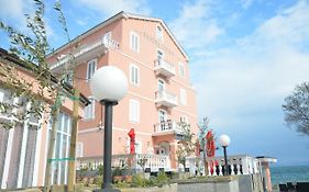 Hotel Fiesa
